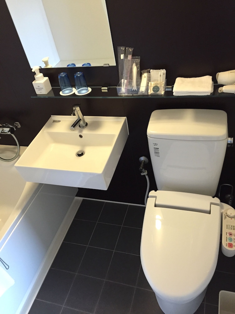 Okinawa NaHaNa Hotel & Spa 49/67