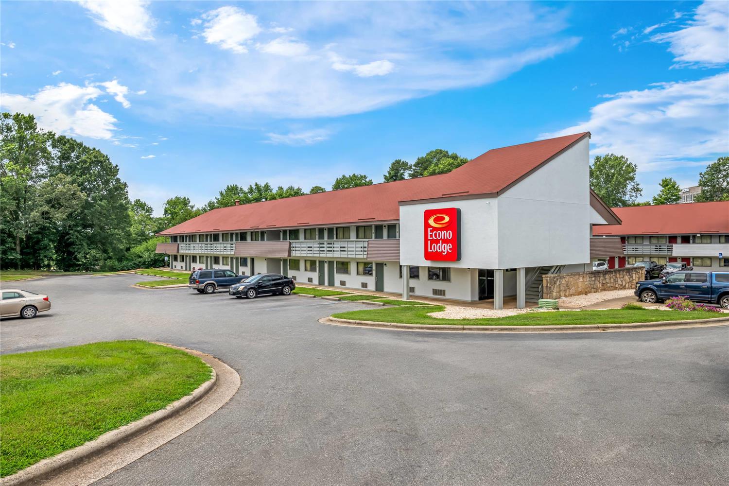 Econo Lodge Hickory 19/21