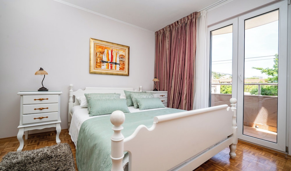 VILLA RUSTICA DALMATIA 12/50