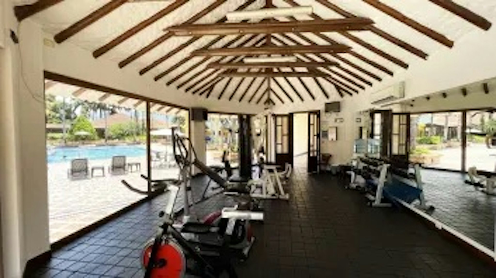 Hotel Campestre El Campanario 20/30