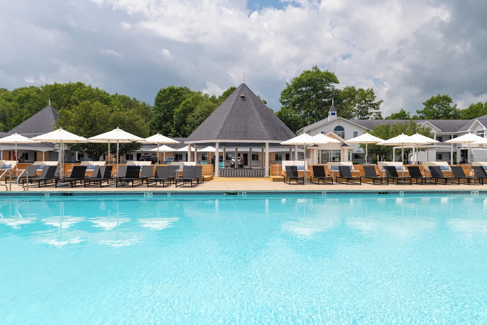Ogunquit Hotel 5/50