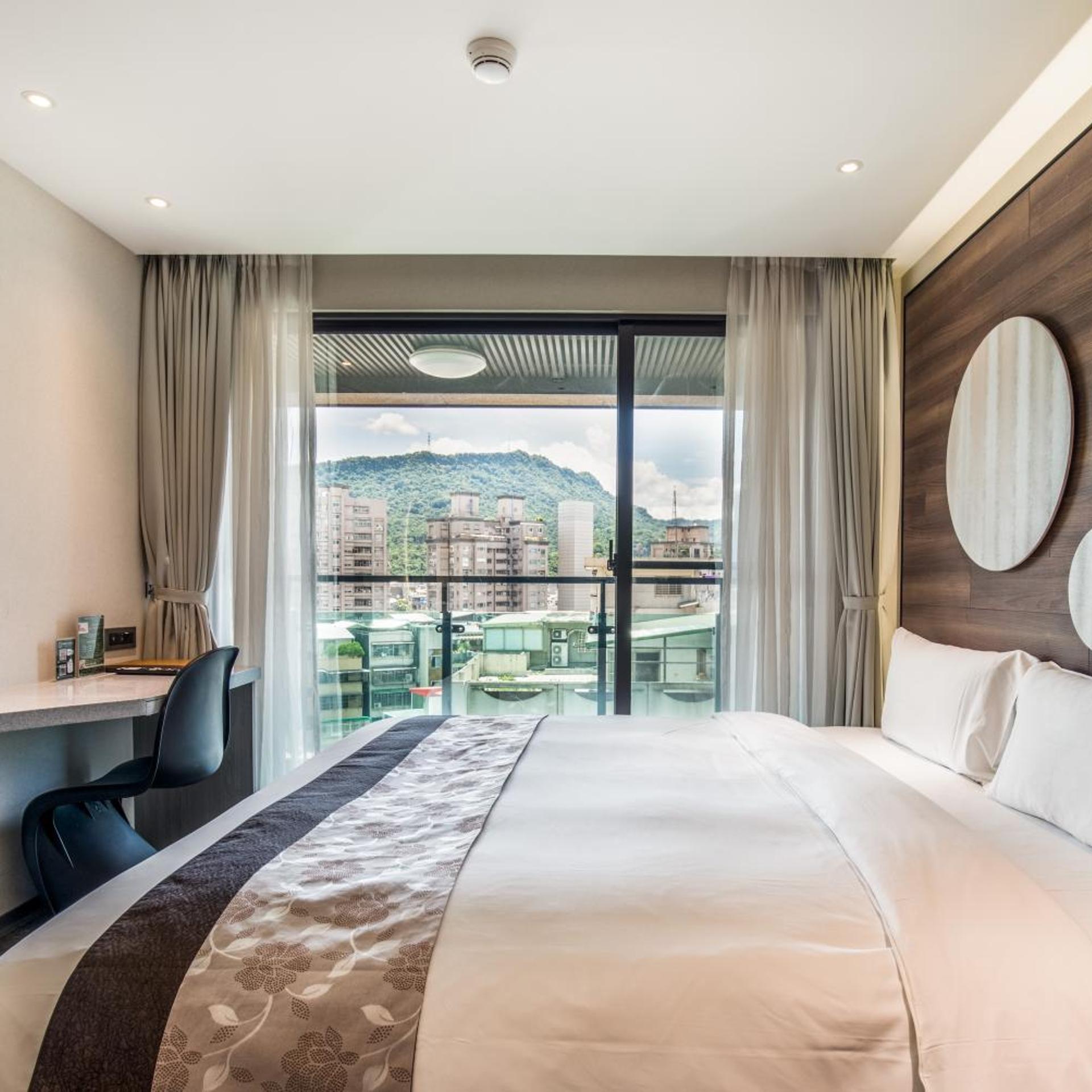 Room, Double Bed, Taipei 101 View