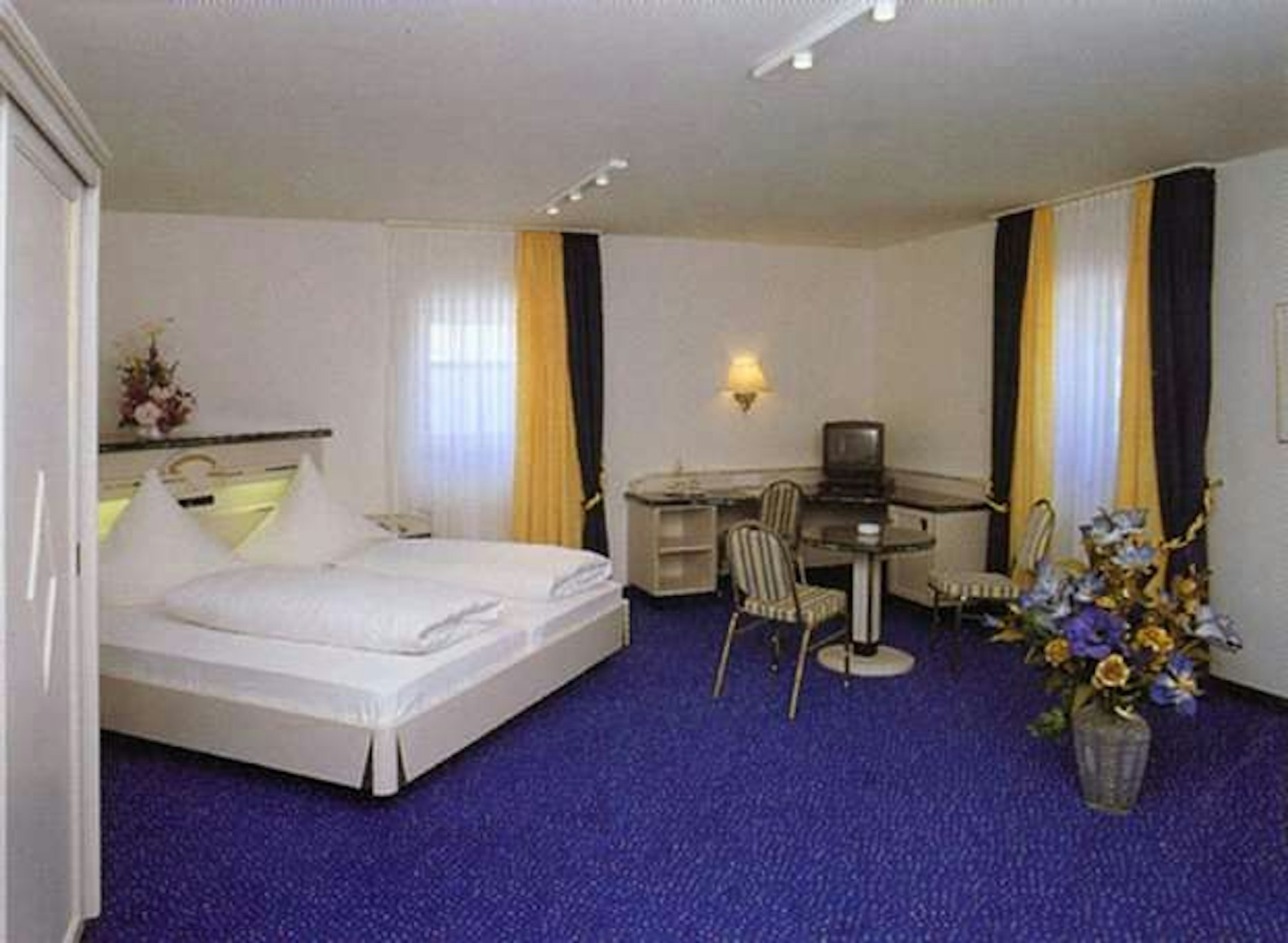 Hotel am Schlosspark and Gasthof Neuwirt 4/5
