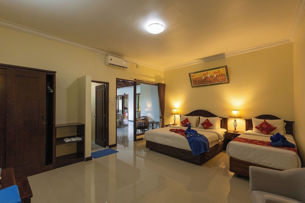 Family, Futon Bed, 1 King and 1 Single Beds, Single Bed