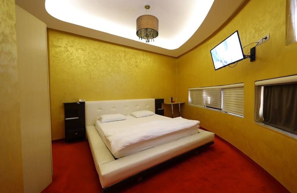 Hotel Gjuta 14/28