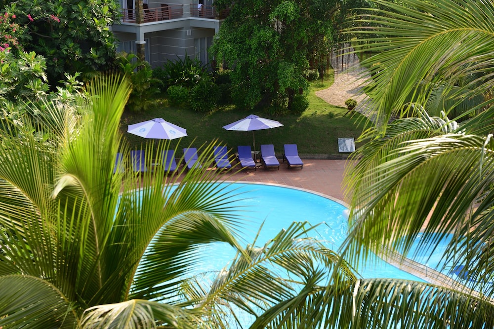 Hoa Binh Phu Quoc Hotel 31/37