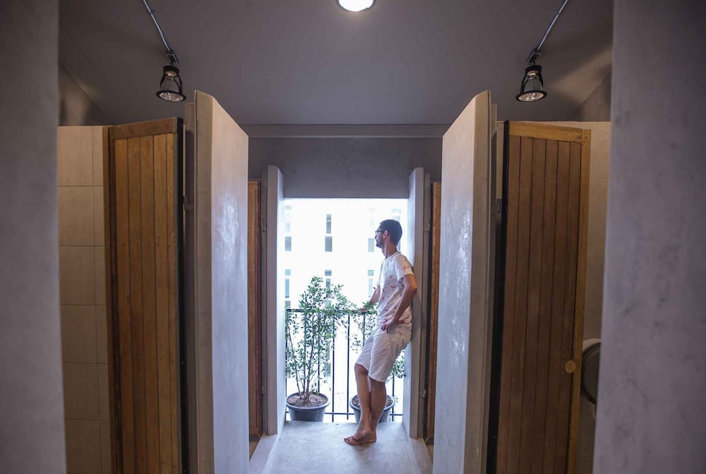 Udonbackpackers Beds And Cafe 22/33
