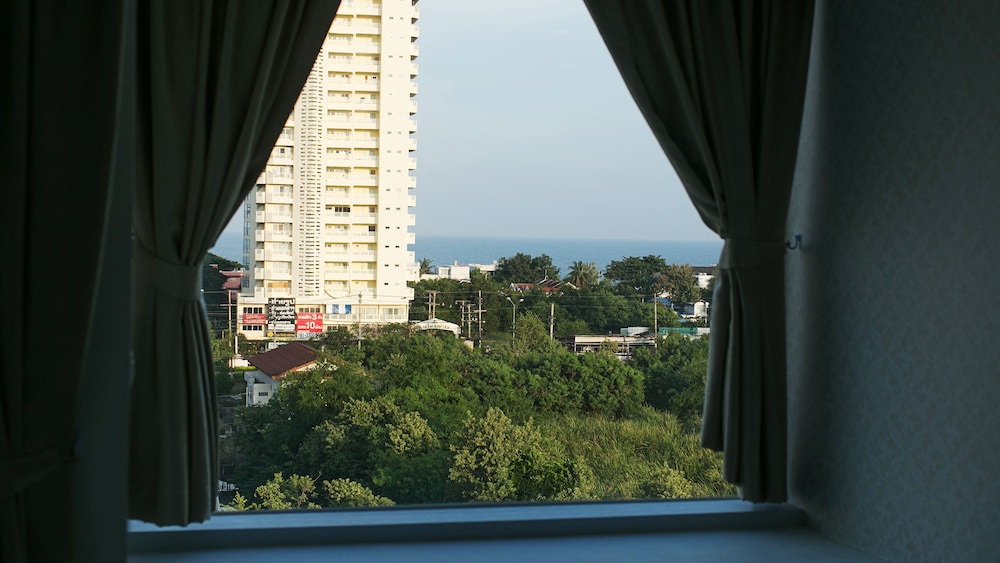 B2 Hua Hin Premier Resort 19/22