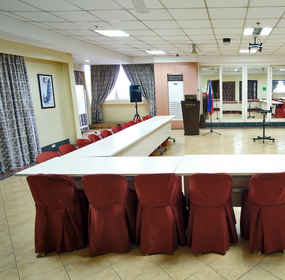 Fersal Hotel Malakas 51/60