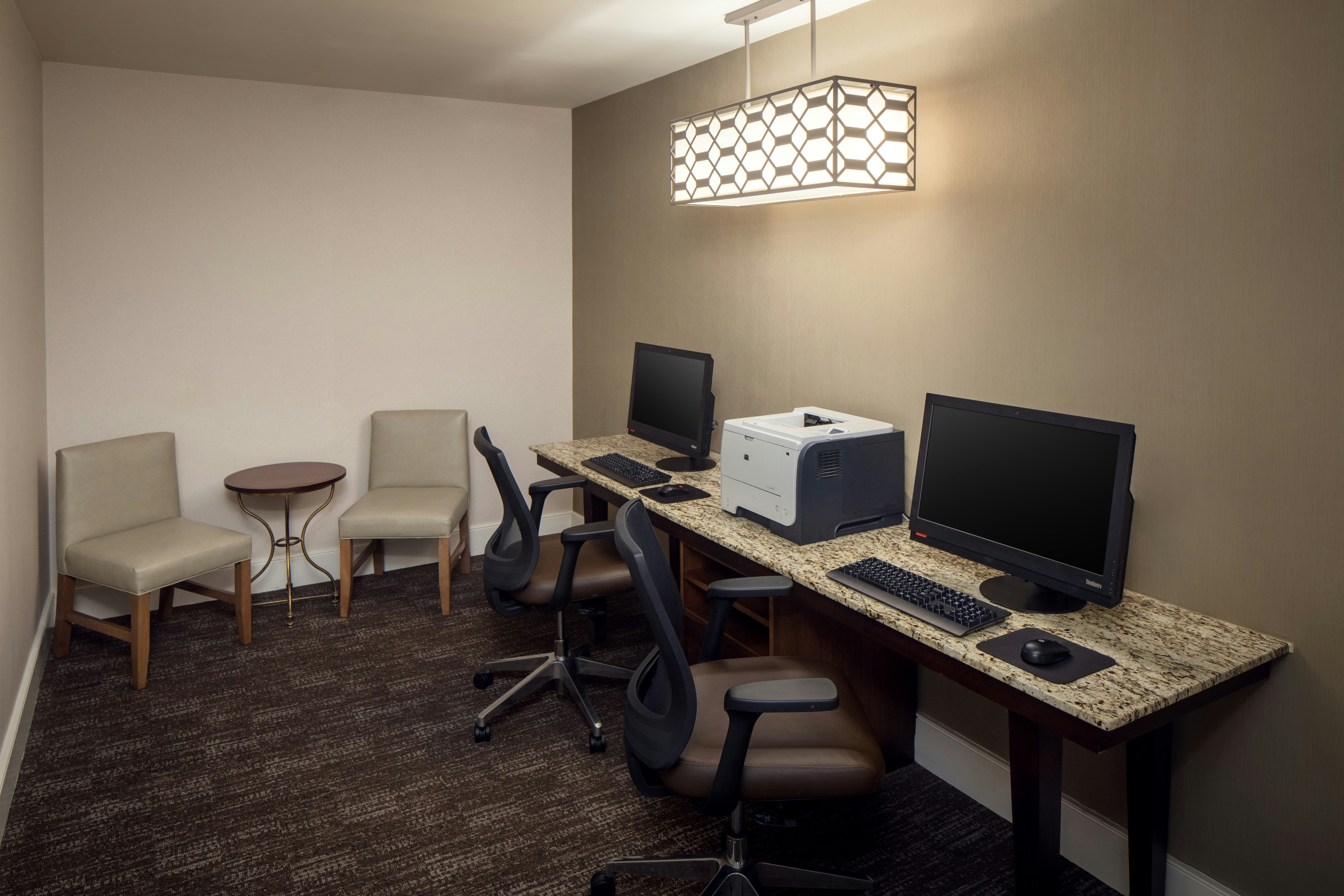 Homewood Suites by Hilton Wallingford-Meriden 40/44