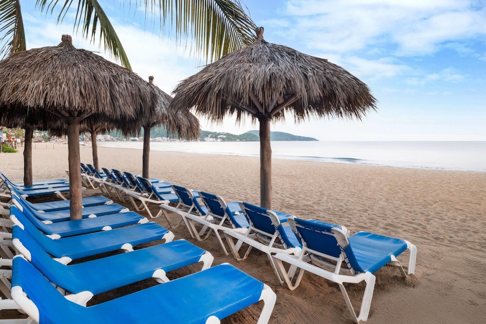 Decameron Isla Coral Guayabitos Ramada All Inclusive Resort 45/48