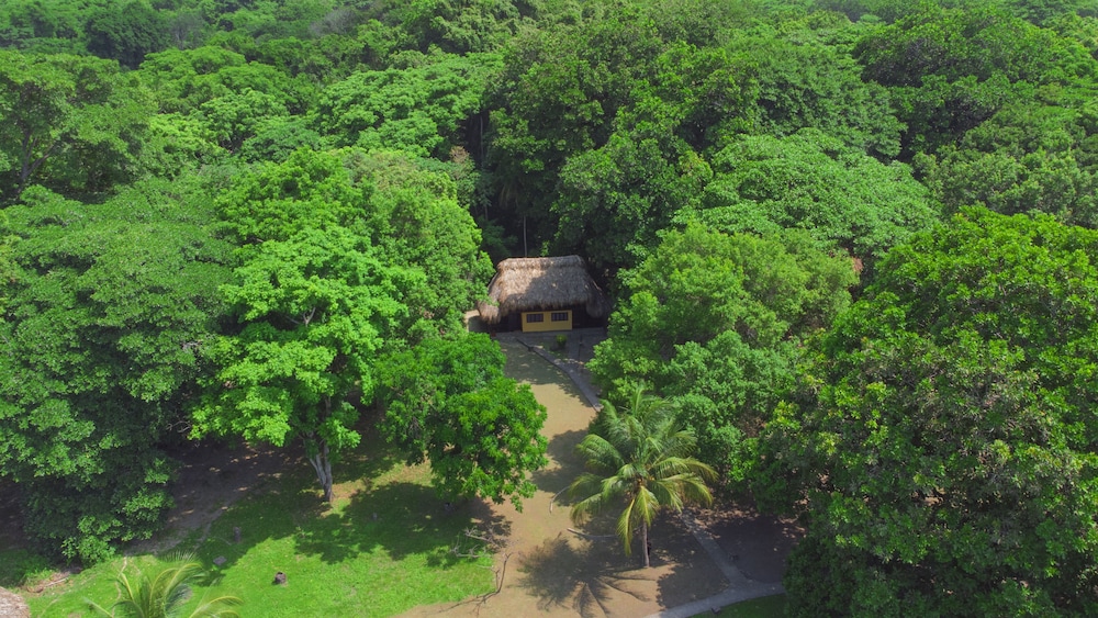Cabanas Tequendama Playa Arrecifes Parque Tayrona 24/36