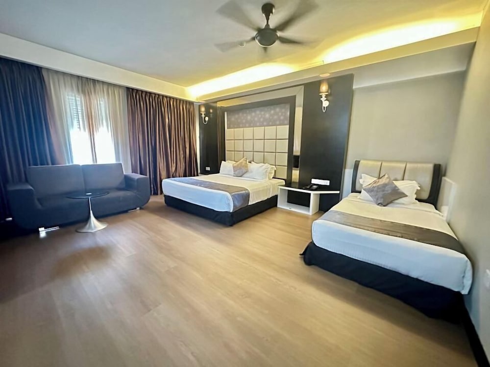 FAMILY SUITE, SUPERIOR