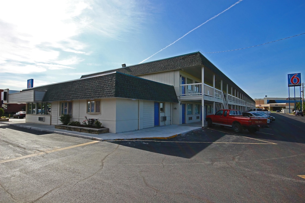 Motel6 Lima, OH 46/56