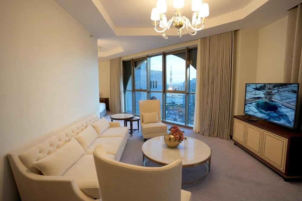 فندق بننسولا وورث(Peninsula Worth Hotel) 30/41