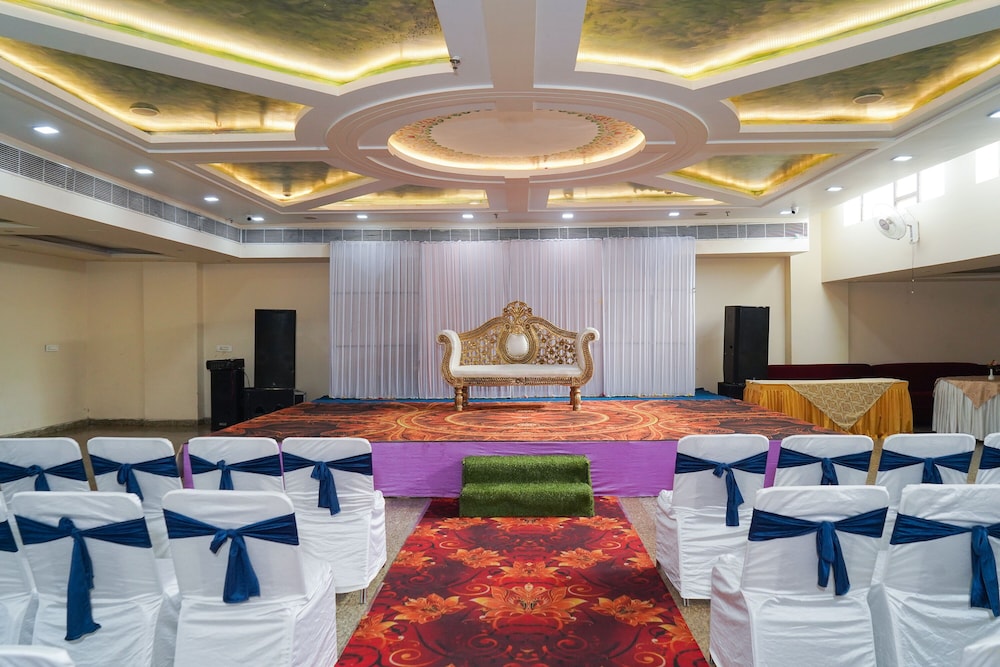 Hotel Yash Regency 32/49