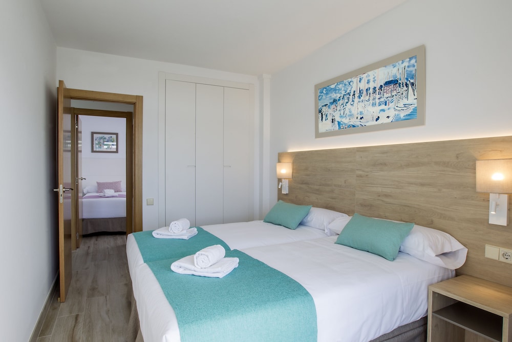 Aparthotel Cye Holiday Centre 11/57