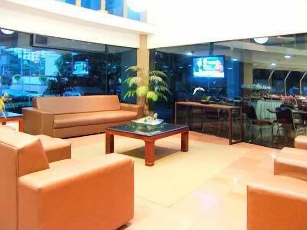 La Residence Flat Hotel 28/50