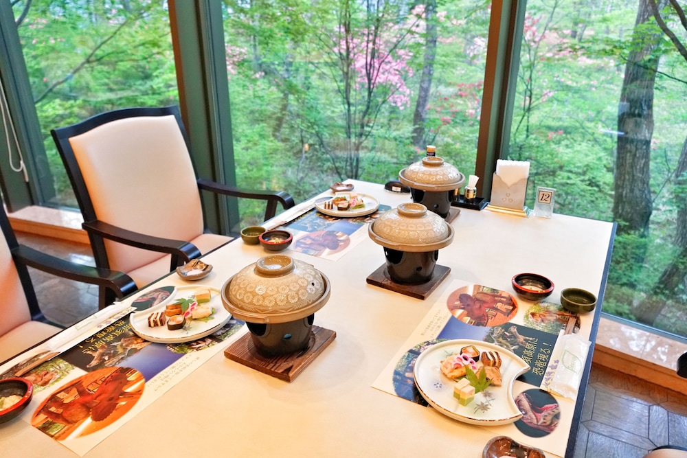 HOTEL BLANCVERT NASU 53/71