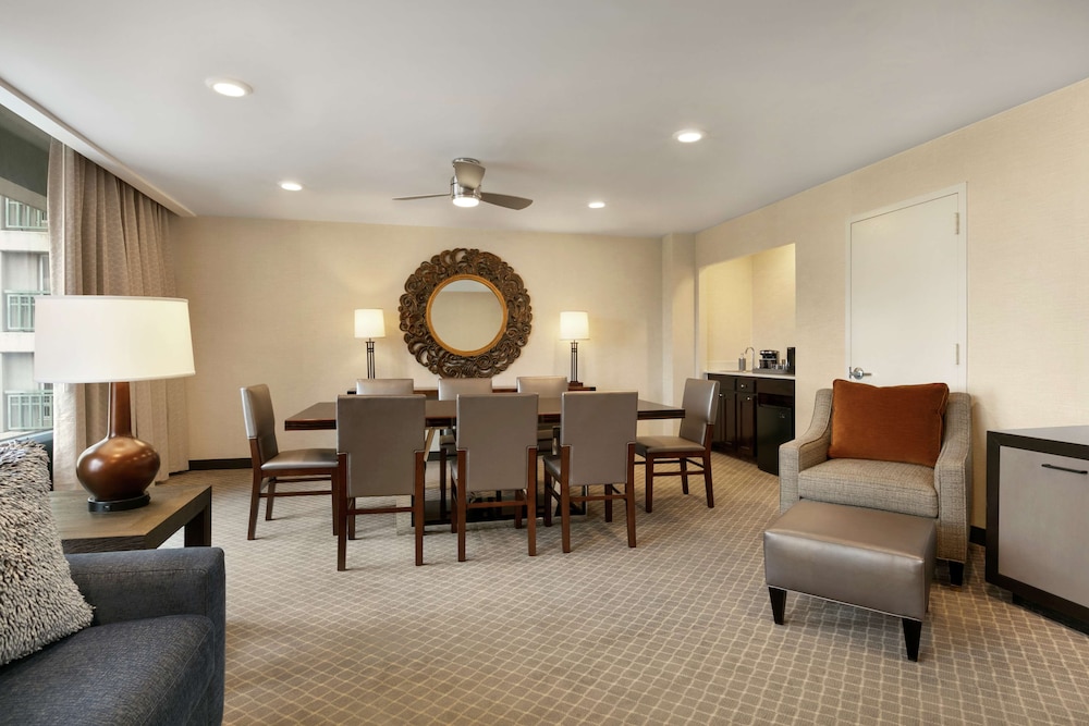 Doubletree By Hilton Mclean Tysons 59/71