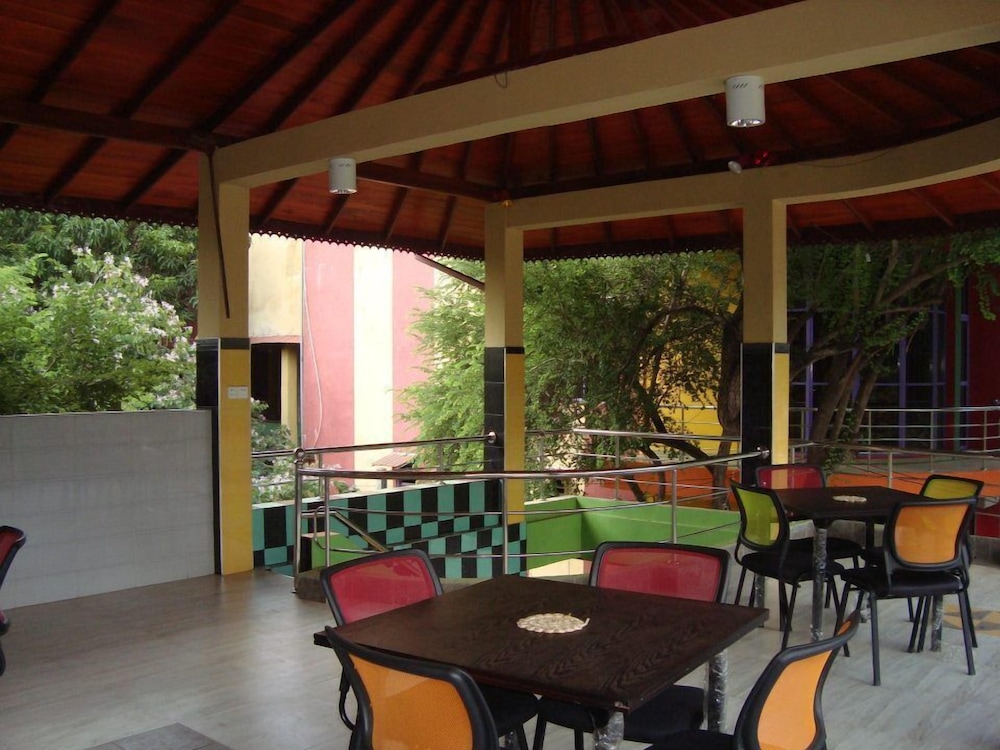 Mahawasala Hotel 26/44