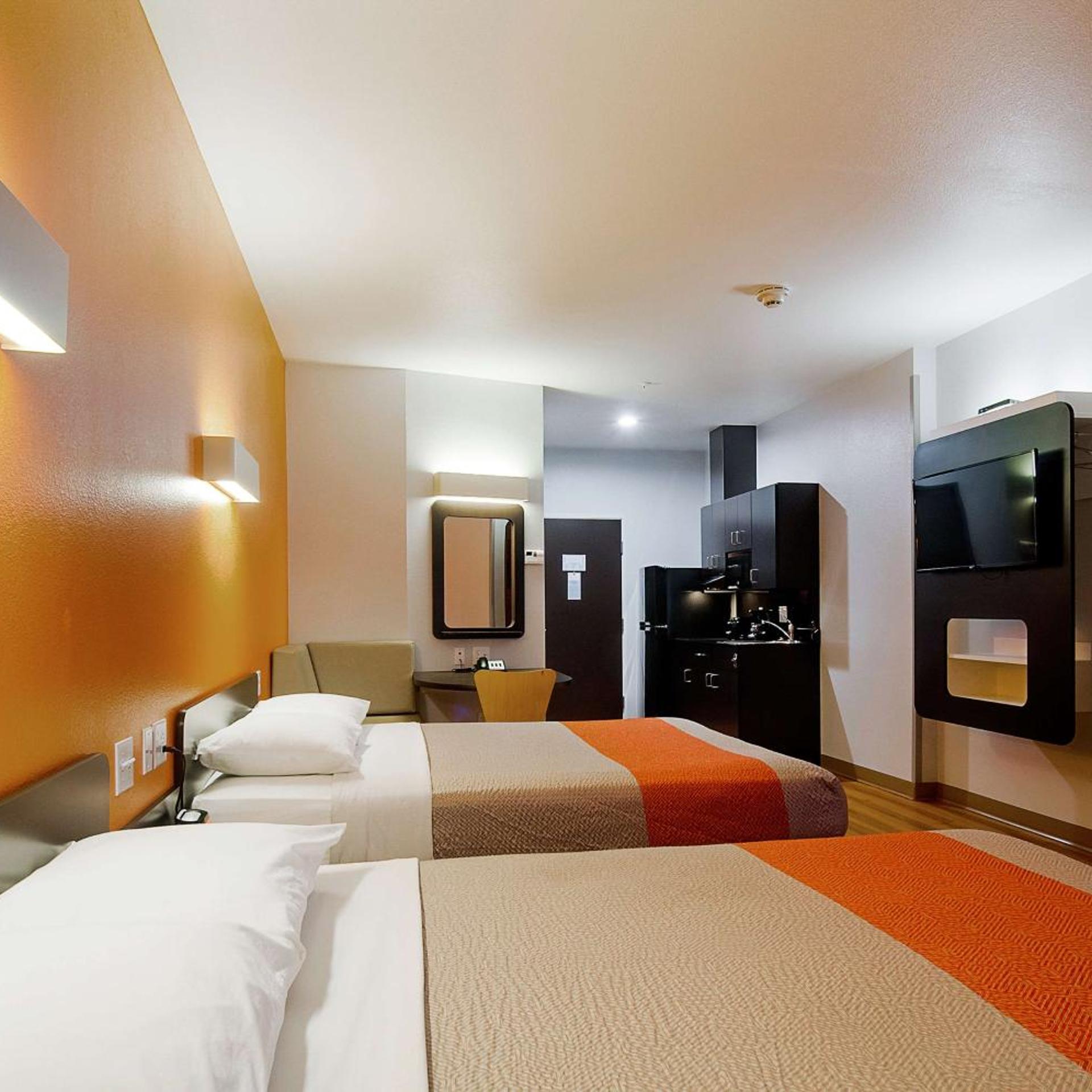 غرفة بسريرين كوين لذوي الإعاقة، Motel6 Midland Tx 4/8