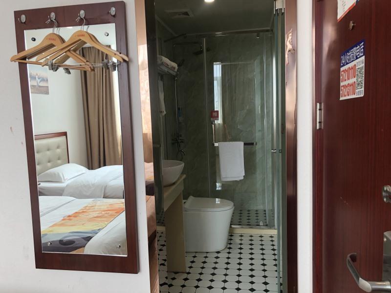 Shell Shanghai Jinshan District Zhangyan town Songjin Highway Hotel 27/31