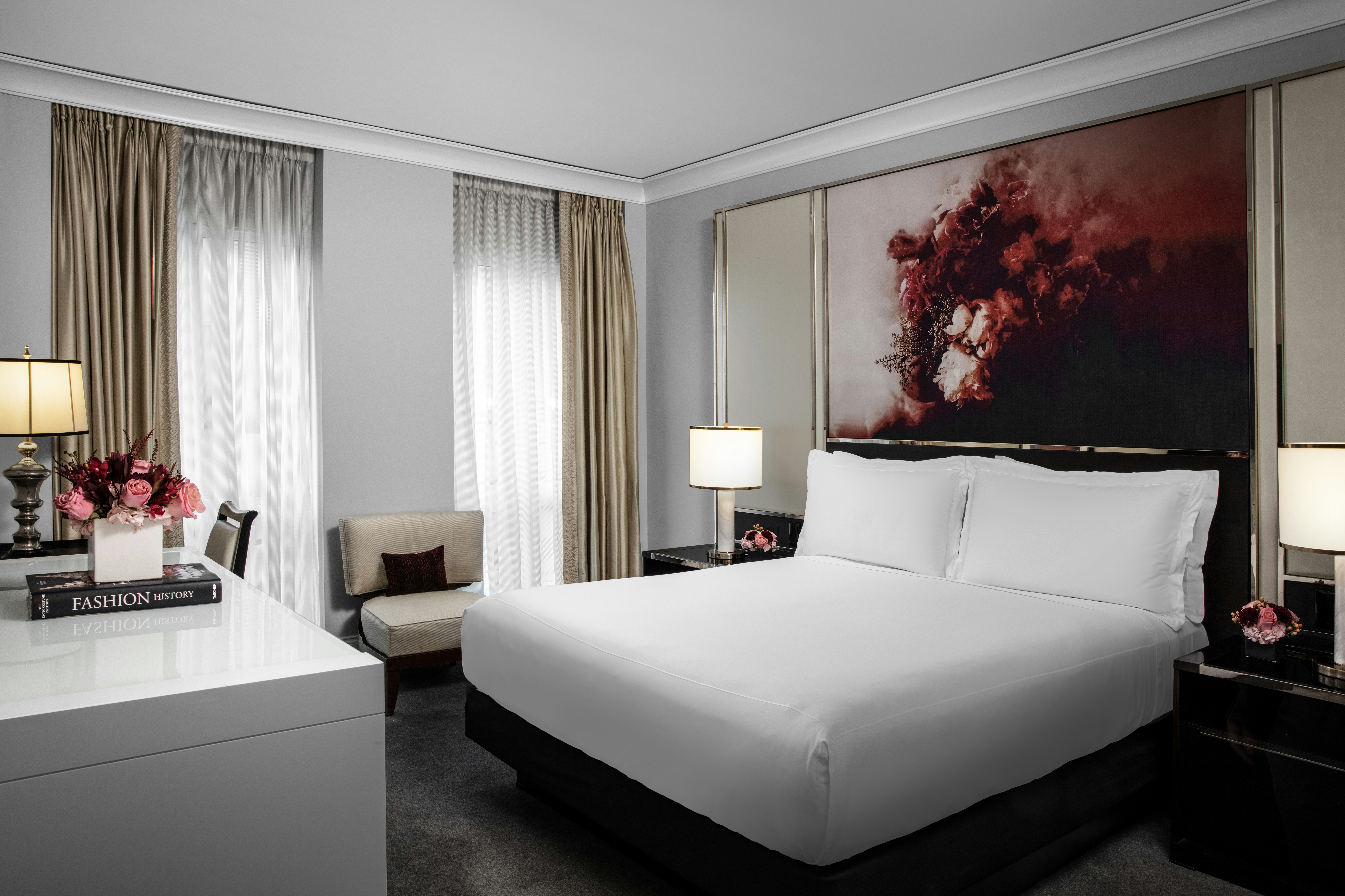 SUPERIOR, KING BED, ACCESSIBLE