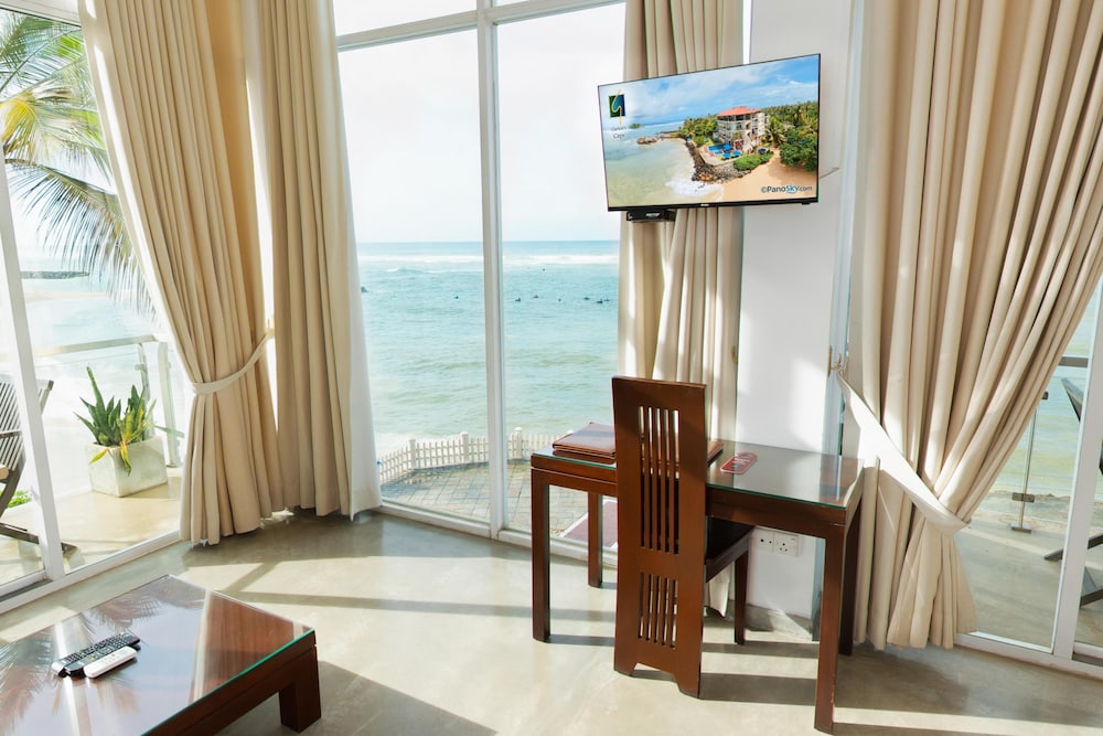 Gartons Cape Hotel 7/46