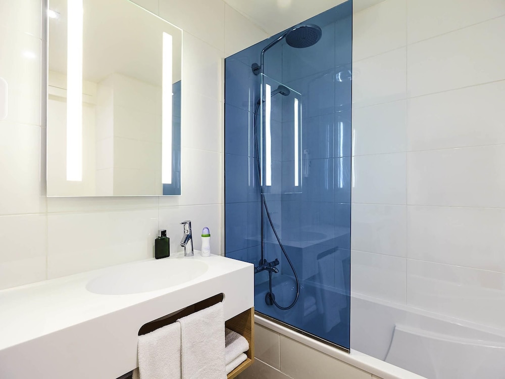 Ibis Styles Toulouse Nord Sesquieres 65/67