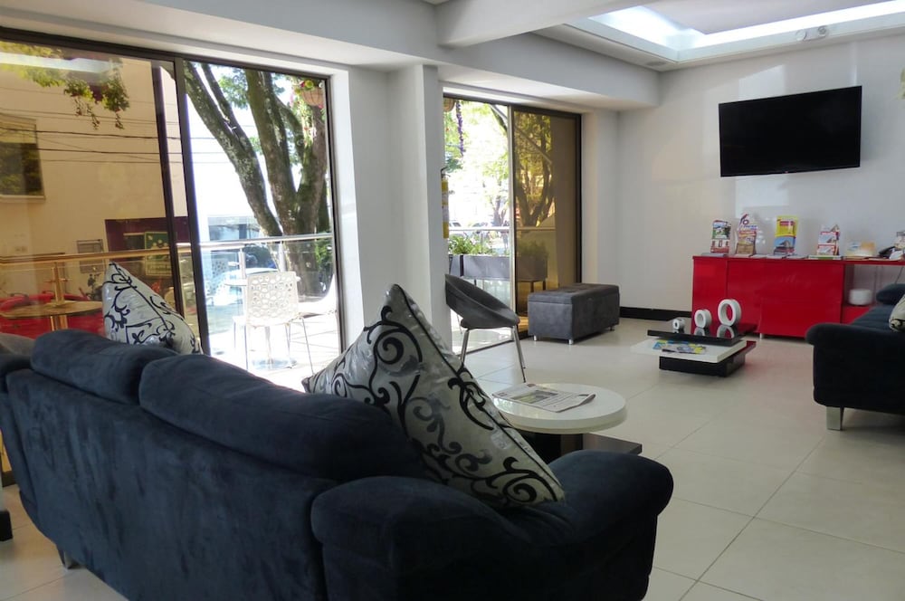 Hotel Merlott Lleras 37/48
