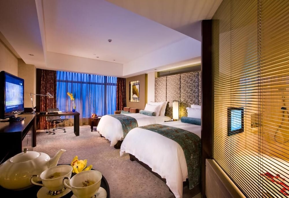 Nanyuan Universe Deluxe Hotel 10/69