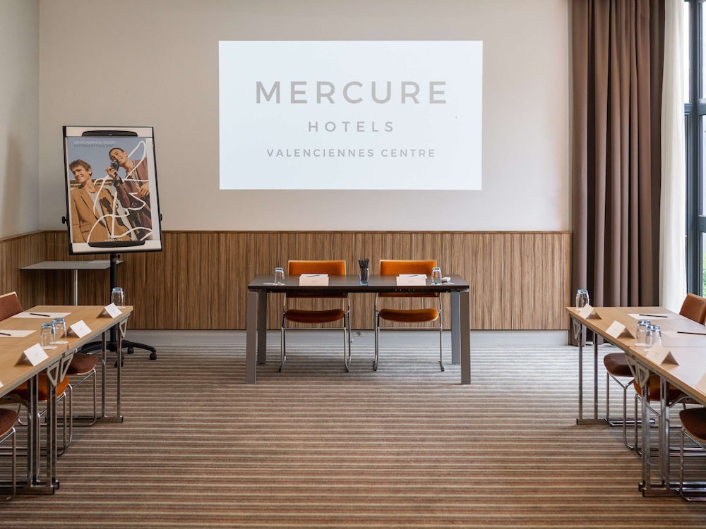 Mercure Valenciennes Centre 9/75