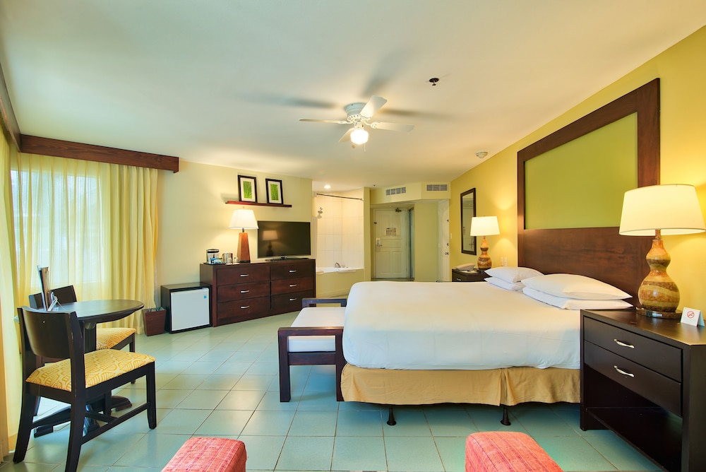 Fiesta Resort All Inclusive Central Pacific - Costa Rica 24/65