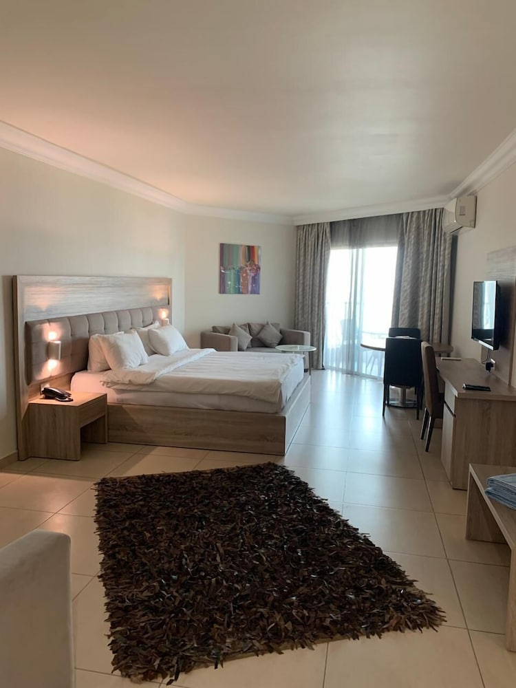 PRESIDENT HOTEL JOUNIEH 14/30