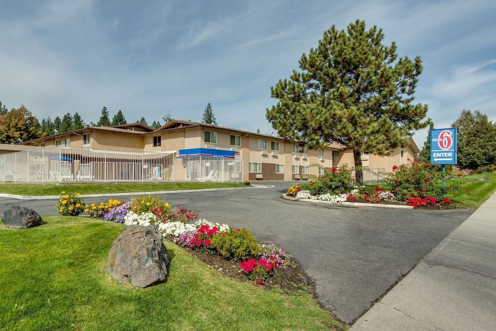 Motel6 Spokane, WA - West 28/30