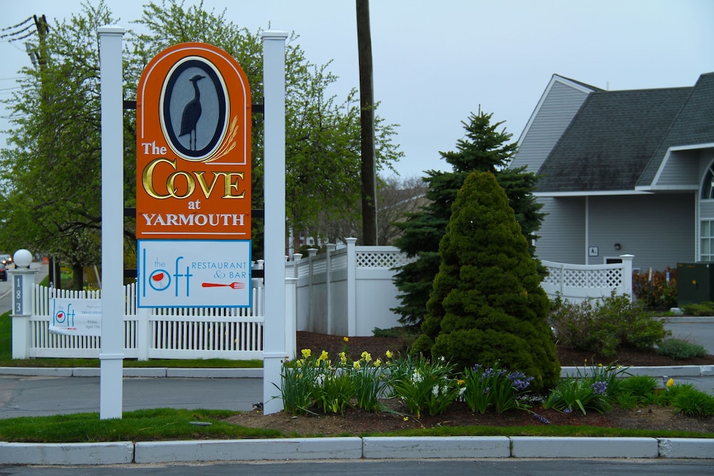 The Cove At Yarmouth 2/50