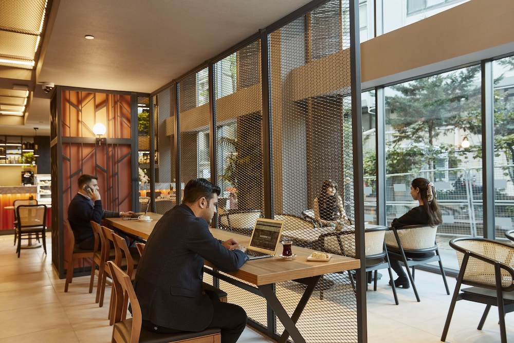 Avantgarde Urban Hotel Sisli 34/50
