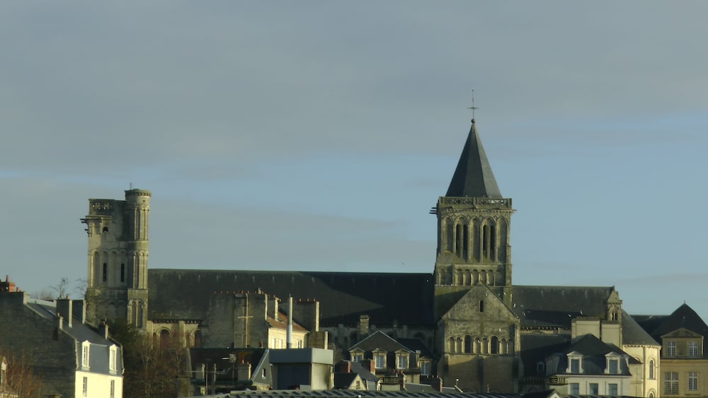 L Univers Hotel 31/41