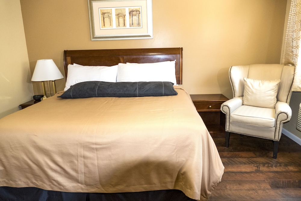 Abram Inn & Suites 26/65