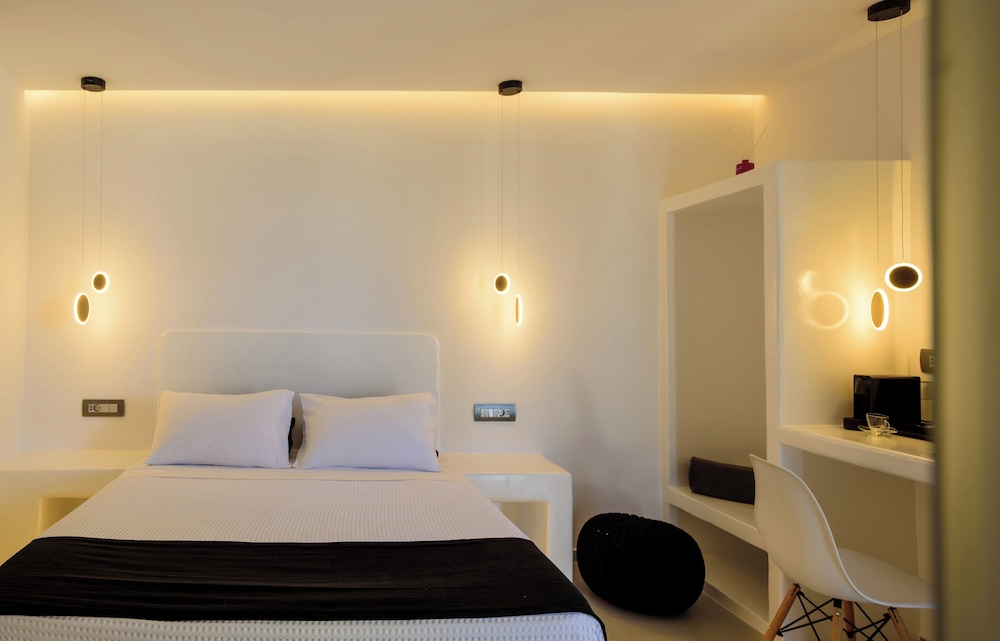 Superior, Queen Bed, Sea View, Shared Balcony، Tataki Hotel 8/10