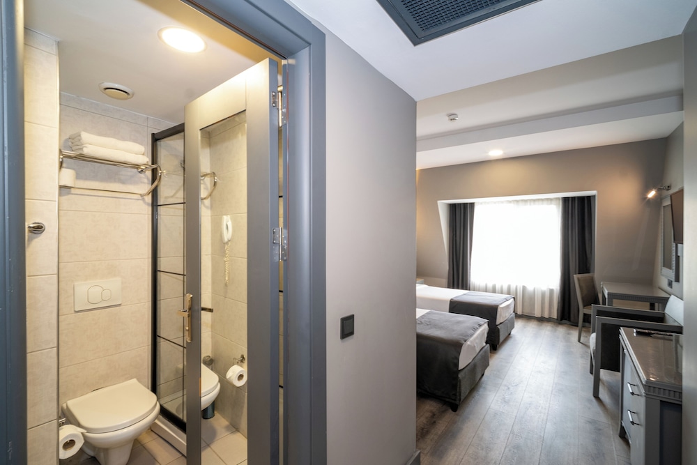 Grand S Hotel 55/56