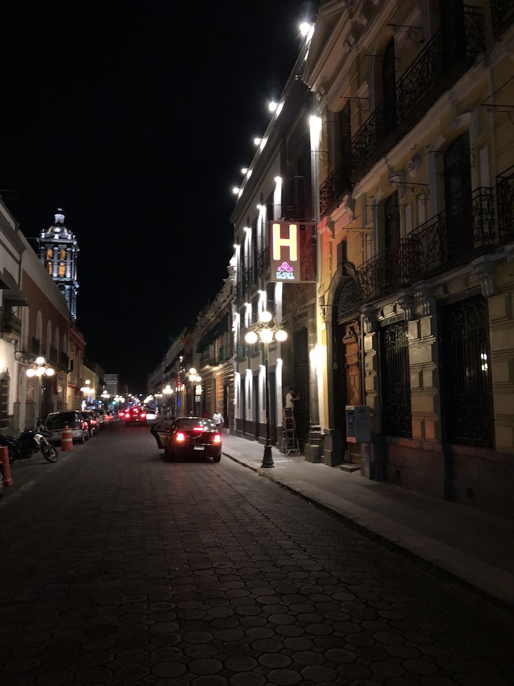 Hotel Isabel Unico 32/37