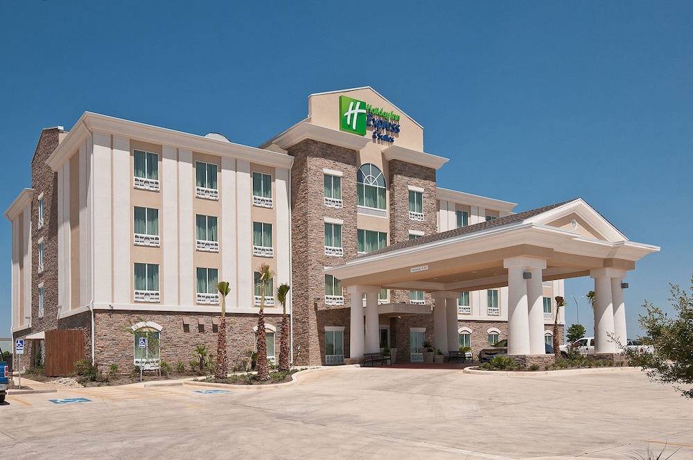 Holiday Inn Express Hotel Suites Pearsall 1/39