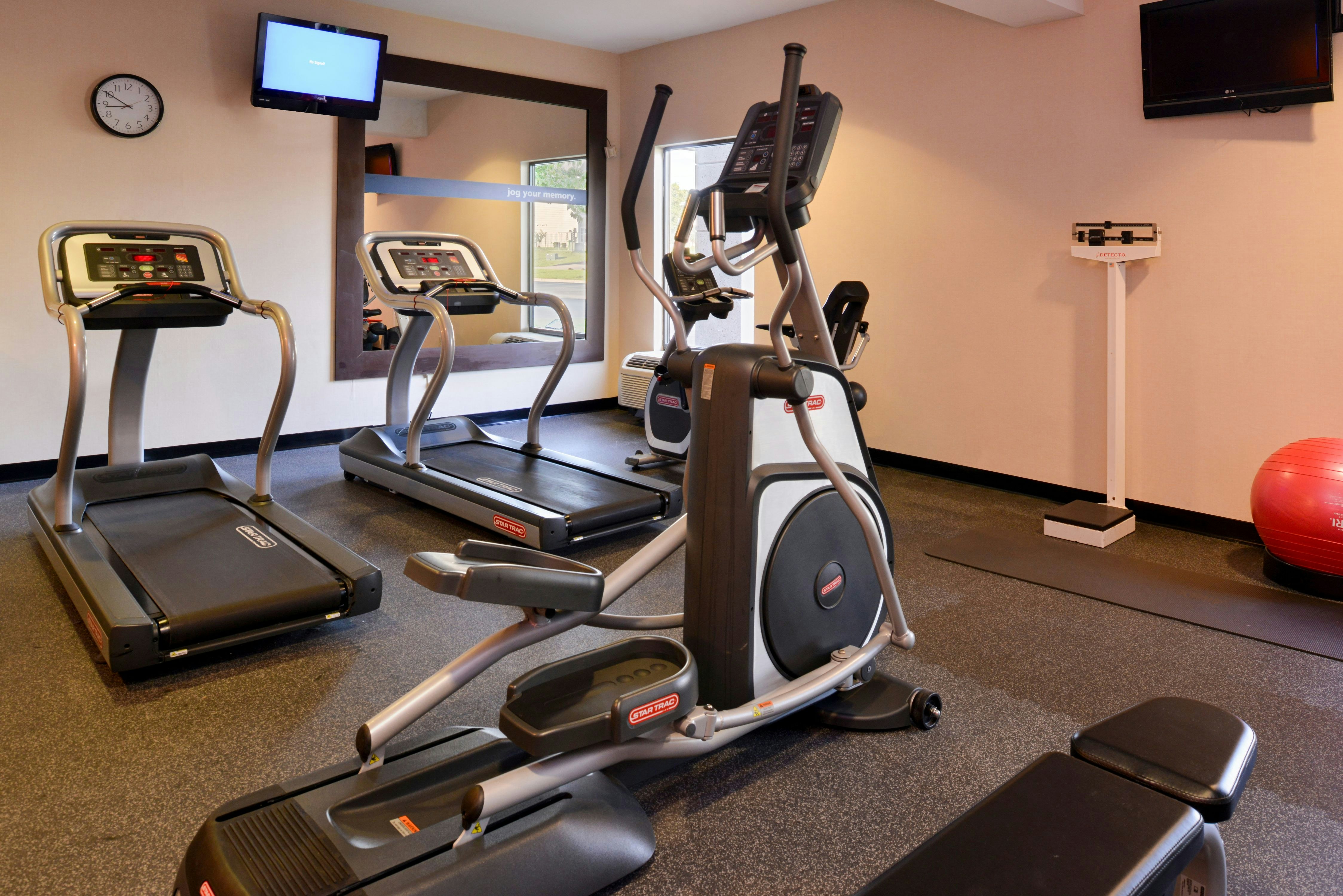 Hampton Inn Tulsasand Springs 12/28