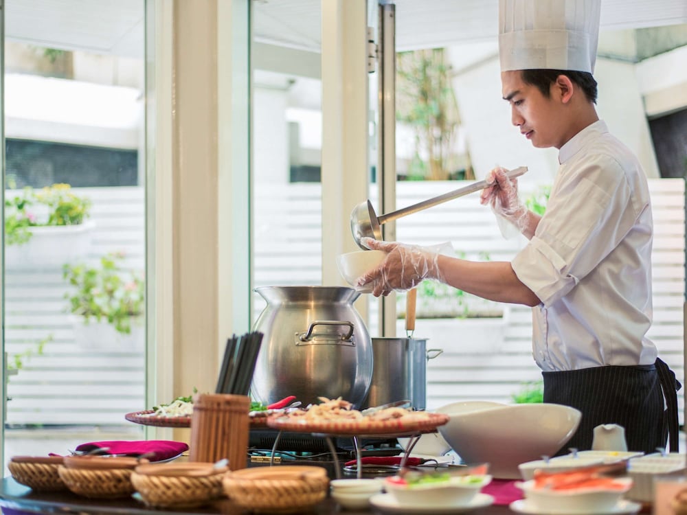 Mercure Hanoi La Gare Hotel 34/68