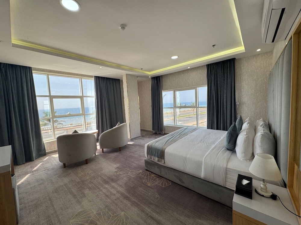 Rose Land Hotel 15/60