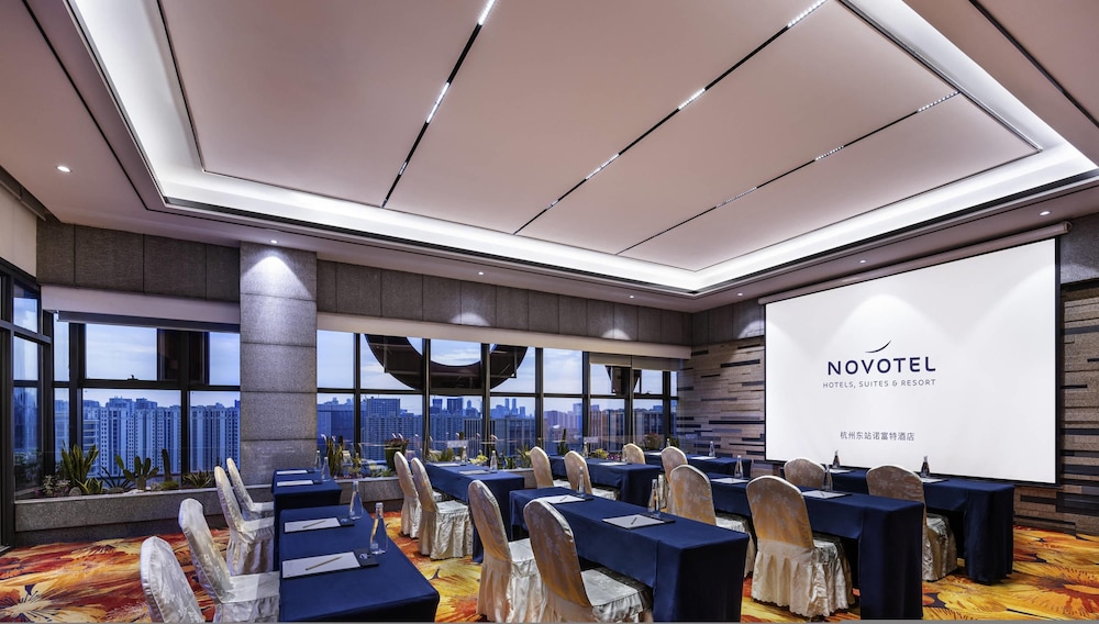 Novotel Hangzhou East Railway Station 28/32