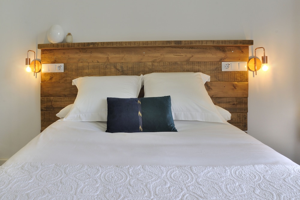 Hostal Girona 20/50