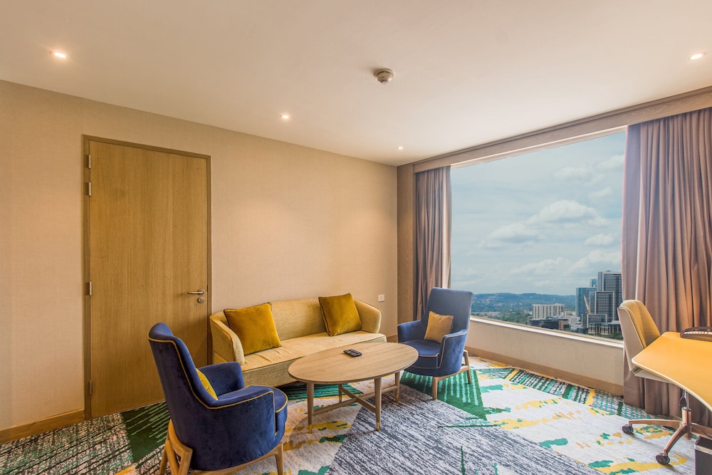 Holiday Inn Chandigarh Zirakpur 50/75